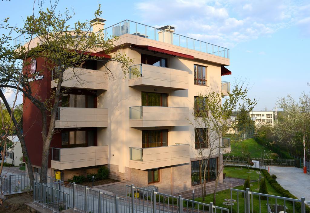 Готель Victoriya'S House Хисаря Екстер'єр фото