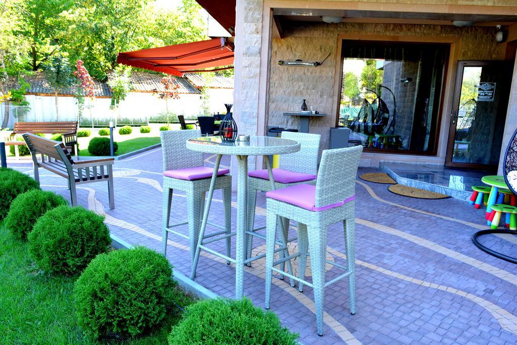 Готель Victoriya'S House Хисаря Екстер'єр фото